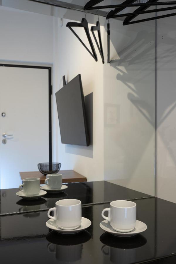 Dema Luxury Suites - Lekka E3 アテネ エクステリア 写真