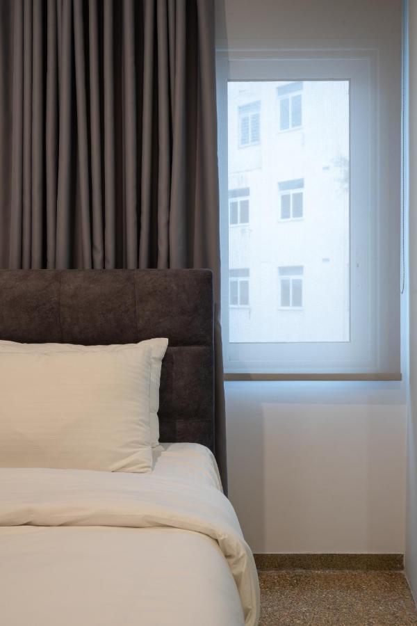 Dema Luxury Suites - Lekka E3 アテネ エクステリア 写真
